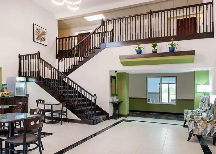 Quality Inn & Suites Anderson I-69
